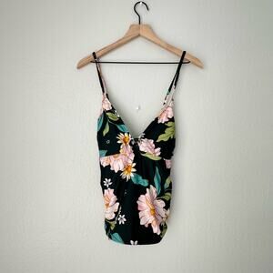 Like New Cupshe Women's Swimsuit Tankini (Top Only) Padded Bra Size XL Vacation